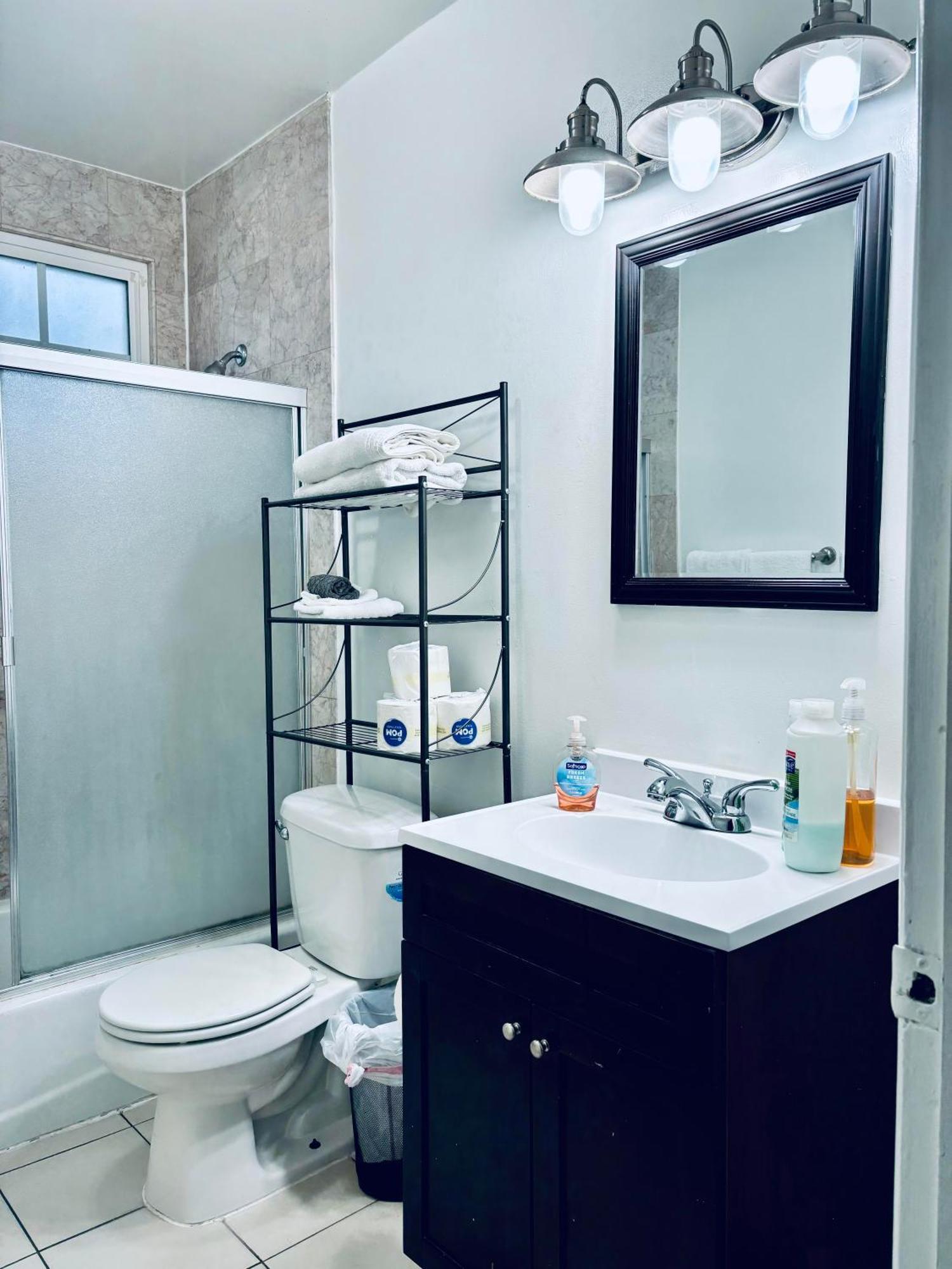 Modern, 1 Bed Condo, Downtown Century City Λος Άντζελες Εξωτερικό φωτογραφία