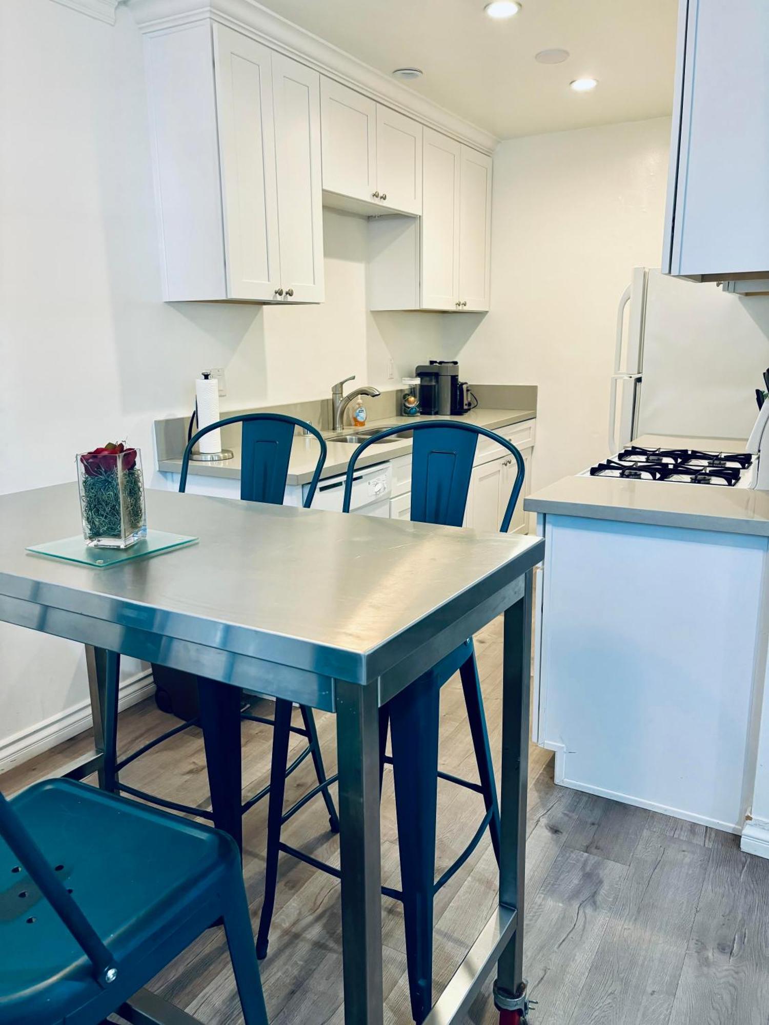 Modern, 1 Bed Condo, Downtown Century City Λος Άντζελες Εξωτερικό φωτογραφία