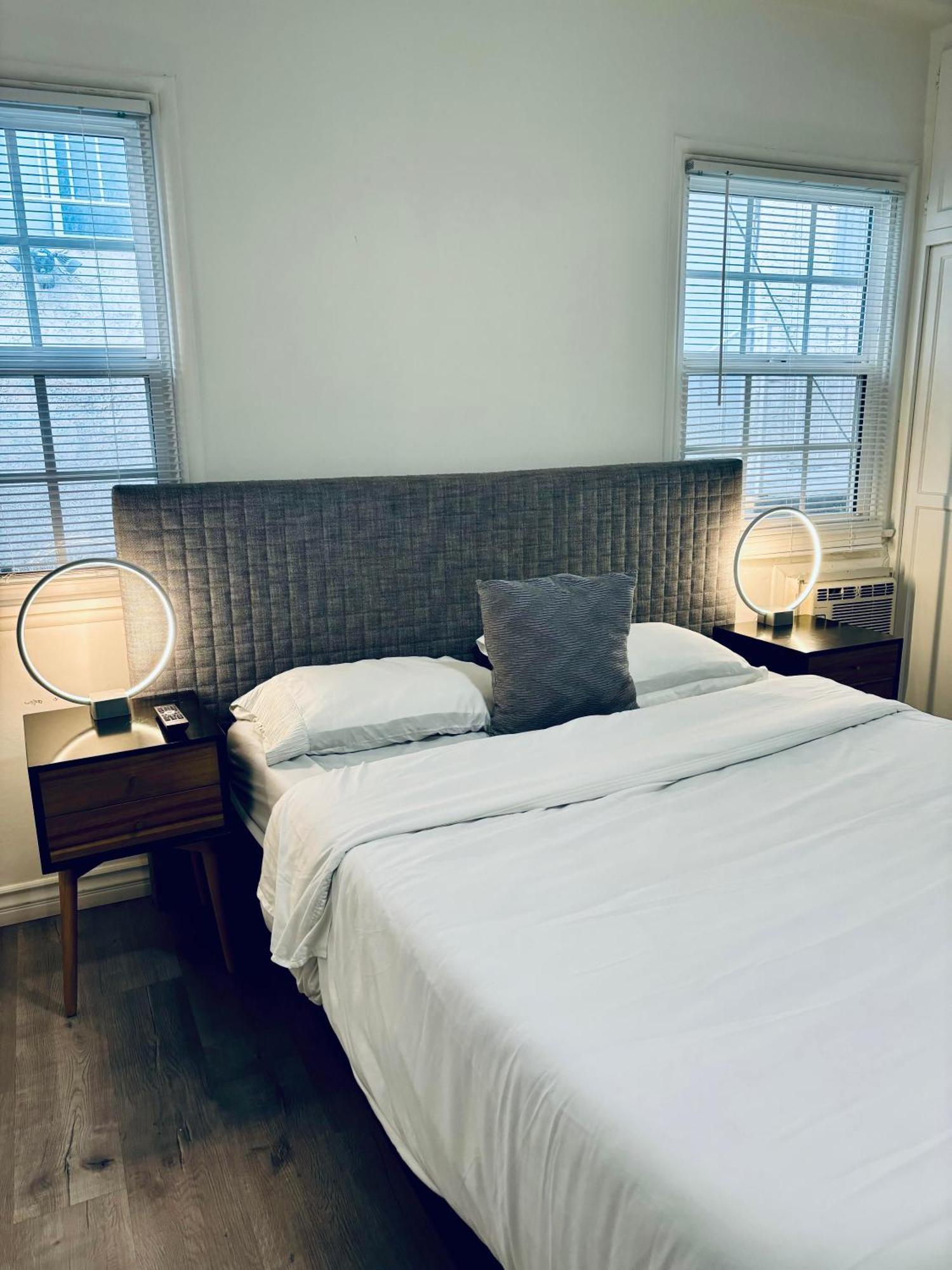 Modern, 1 Bed Condo, Downtown Century City Λος Άντζελες Εξωτερικό φωτογραφία